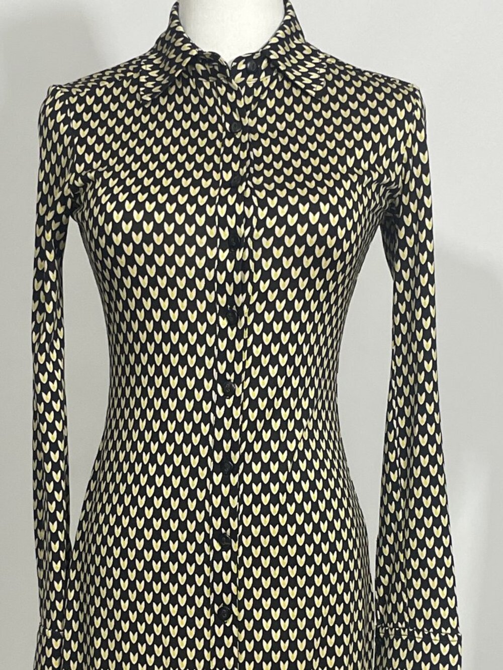 ✨ Diane von Furstenberg Silk Long-Sleeve Button-Down Shirtdress Size 0 ✨